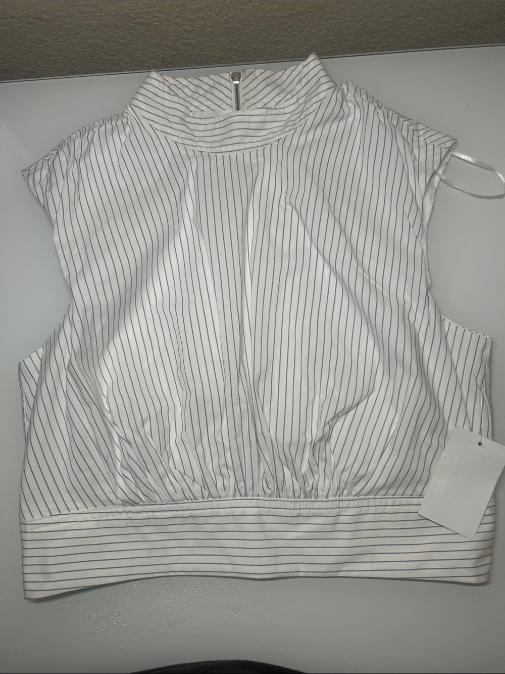 Parker Sleeveless Pinstripe Blouse – Size 4 – NWT
